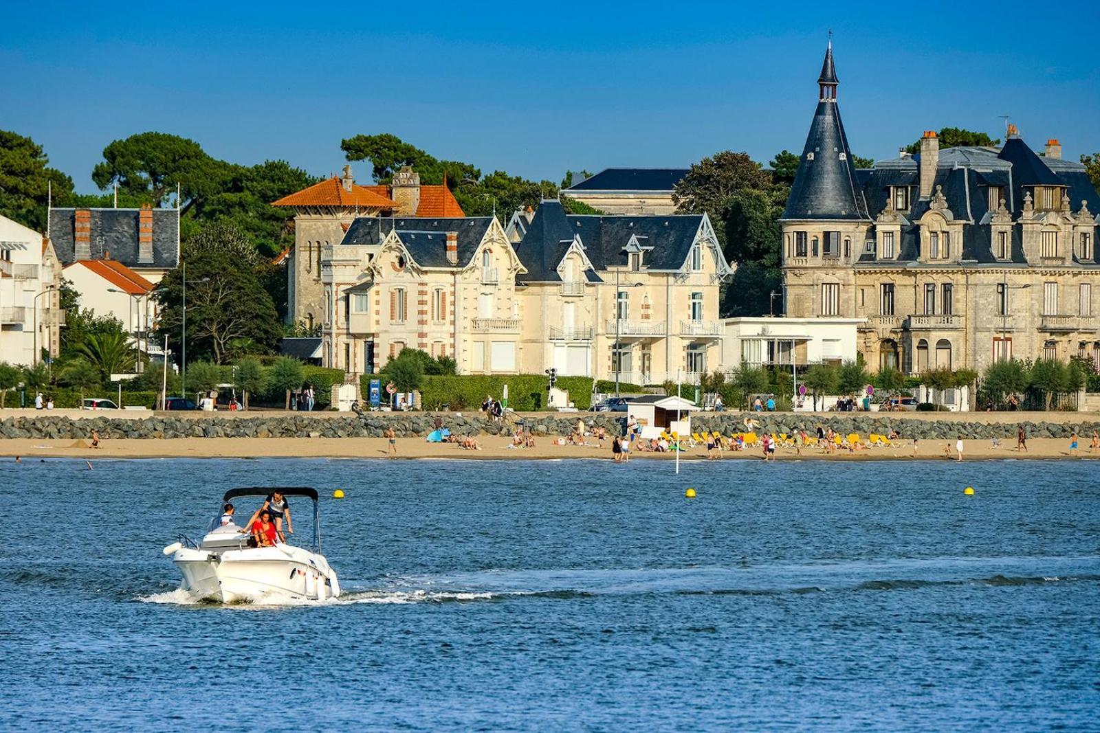 A 5 Min Des Plages, Jardin Prive 鲁瓦扬 外观 照片